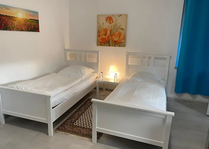 Апартаменты A&s Roonstrasse *