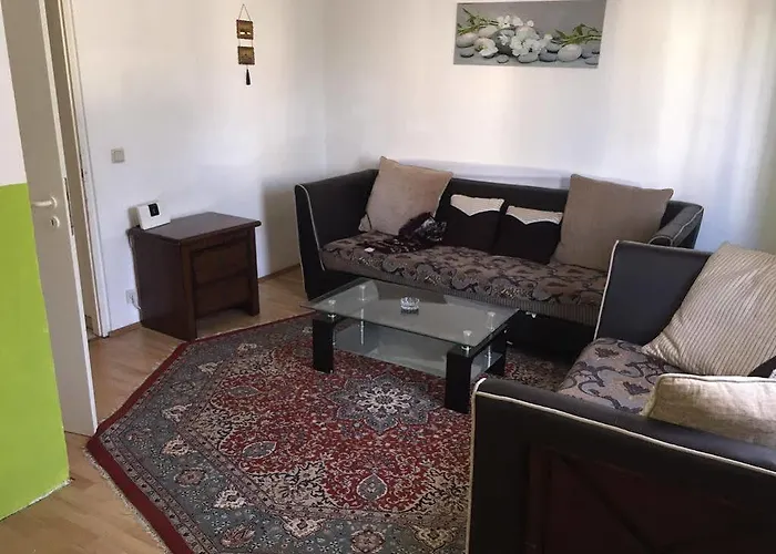 A&s Roonstrasse Апартаменты