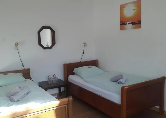 Апартаменты A&s Roonstrasse